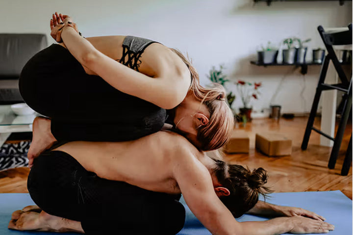 The Power Couple’s Guide to Healthy Living—Effortless Meal Prep, Energizing Workouts & Chic Daily Routines