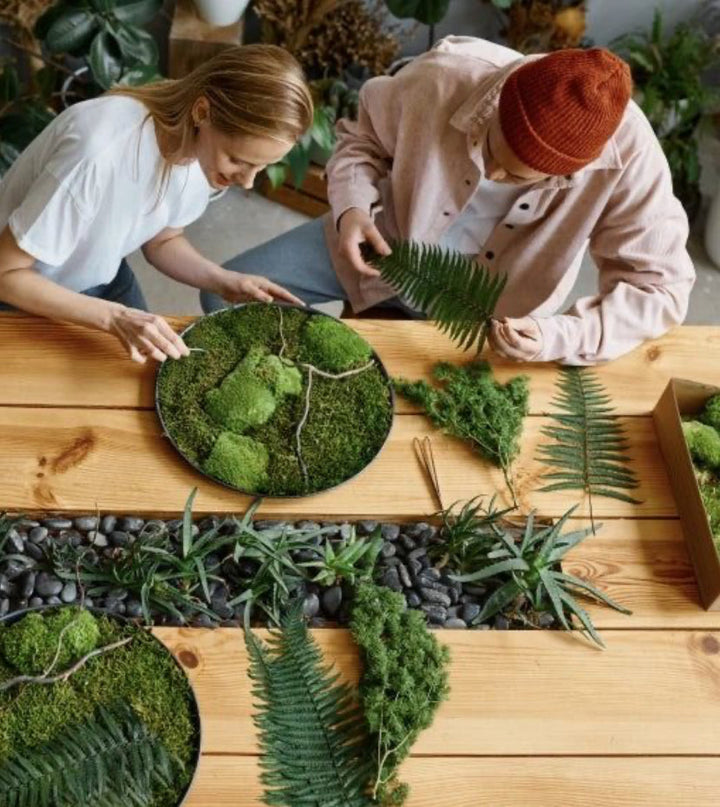 Eco-Chic Weddings: The Art of Moss