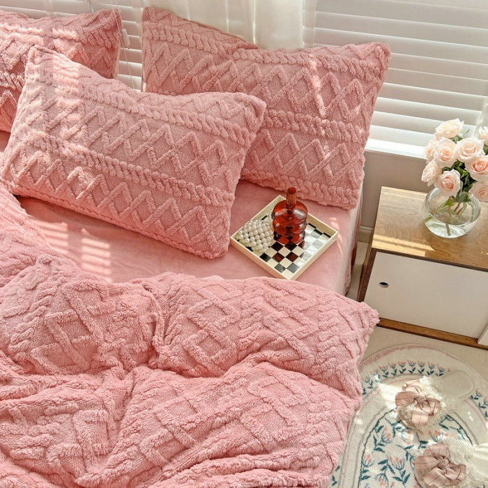 Four-Piece Bed Set – Thickened Warm Milk Fiber Bedding