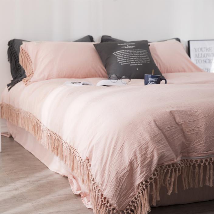 Stylish Nordic Cotton Four-Piece Bedding Set