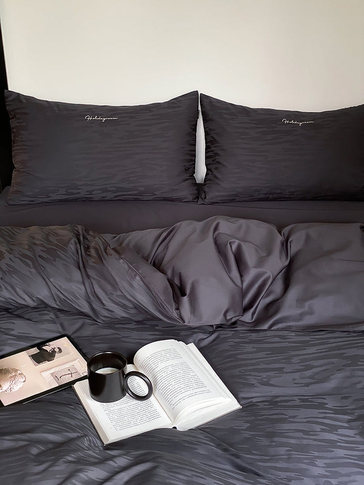Long-Staple Cotton Bed Four-Piece Set – Modern Simplicity