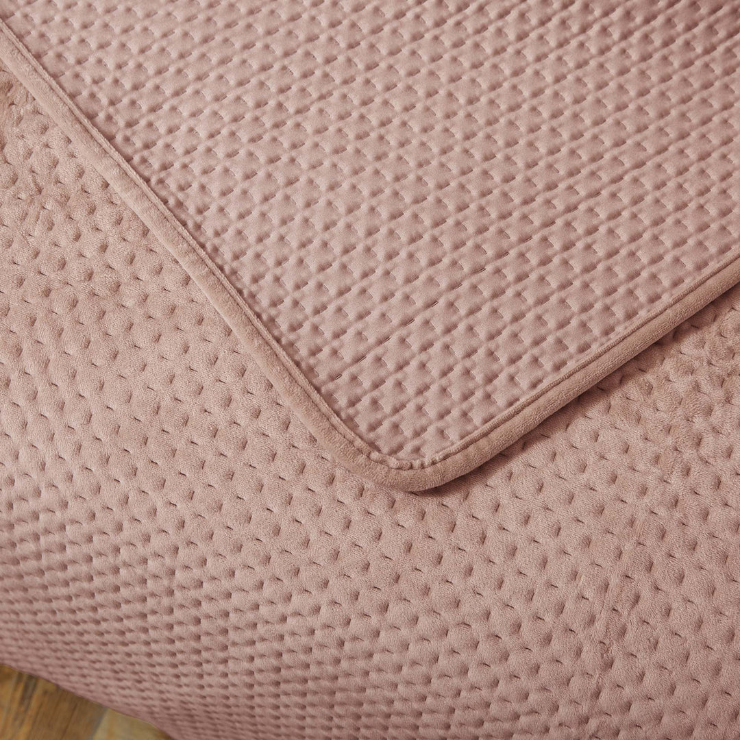 Kasentex Ultra Soft Plush Poly-Velvet Quilt Set, Queen, King, Room Decor, Graduation Gifts, Fathers Day Gift