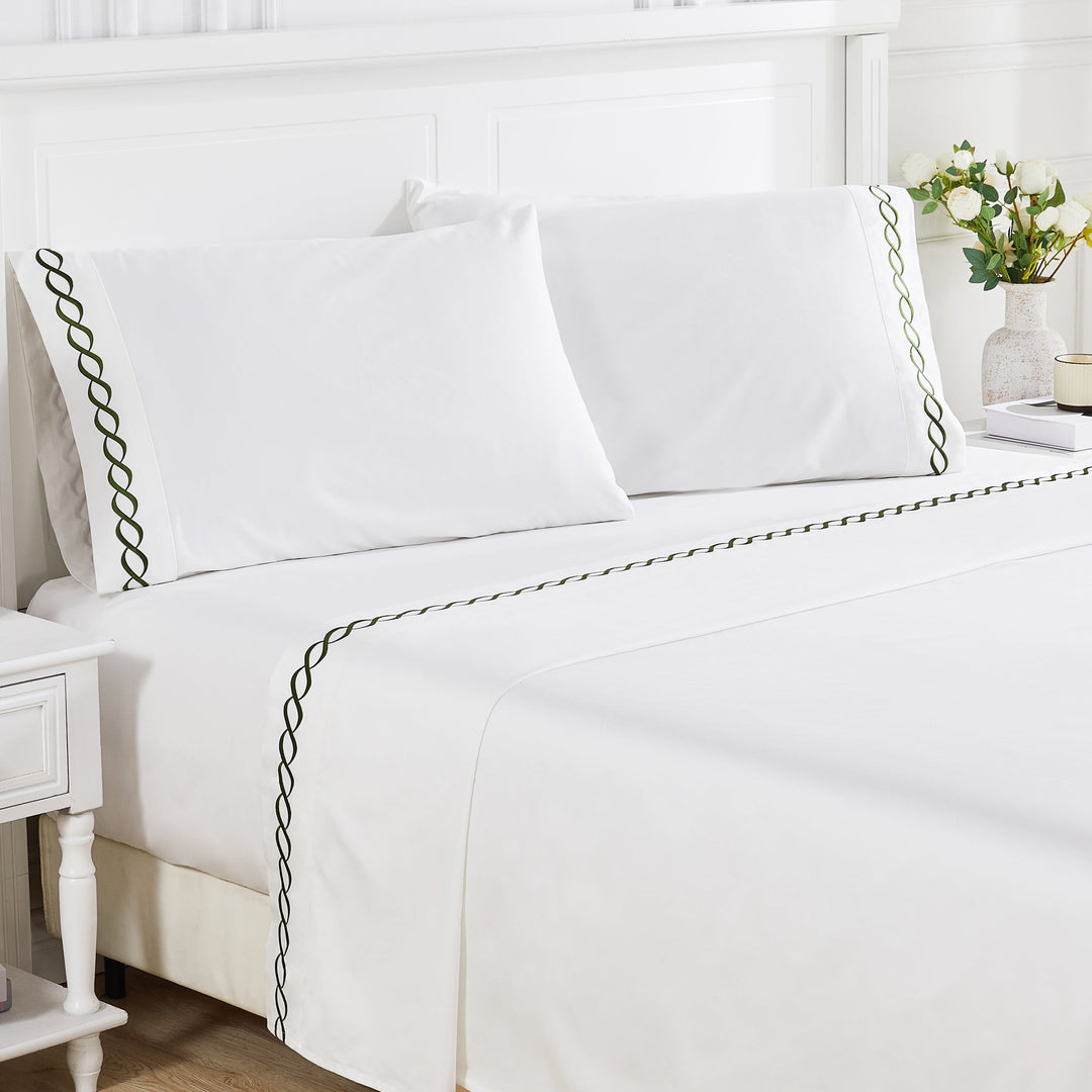600 Thread Count Rope Embroidered Sheet Set