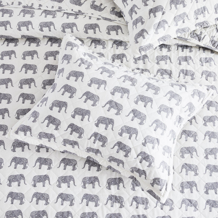Elephants Cotton Flannel Quilt Set
