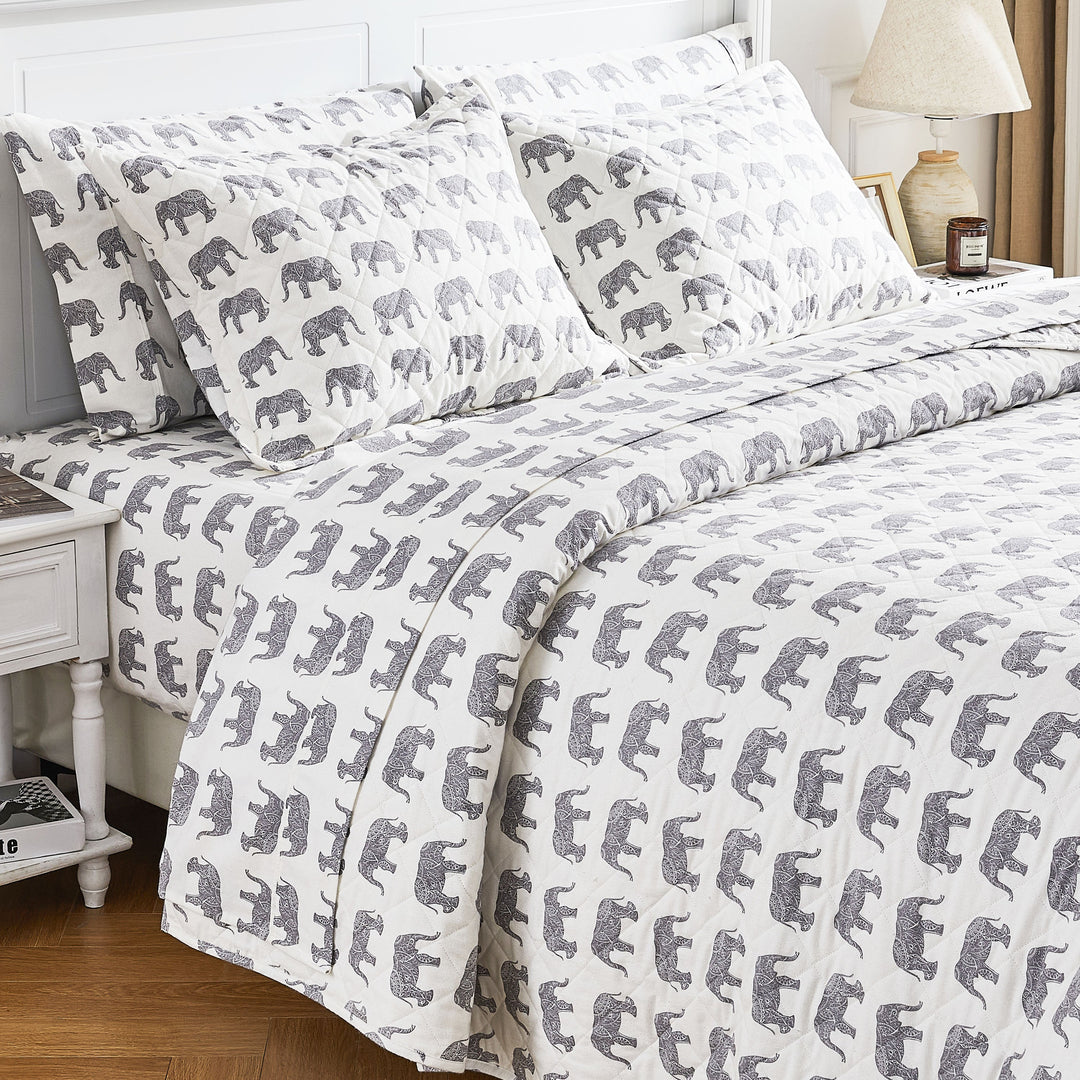 Elephants Cotton Flannel Quilt Set