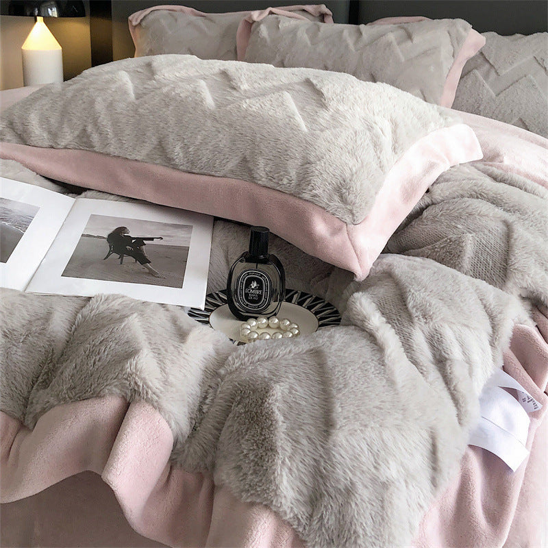 Luxe Milk Fleece 4-Piece Bedding Set