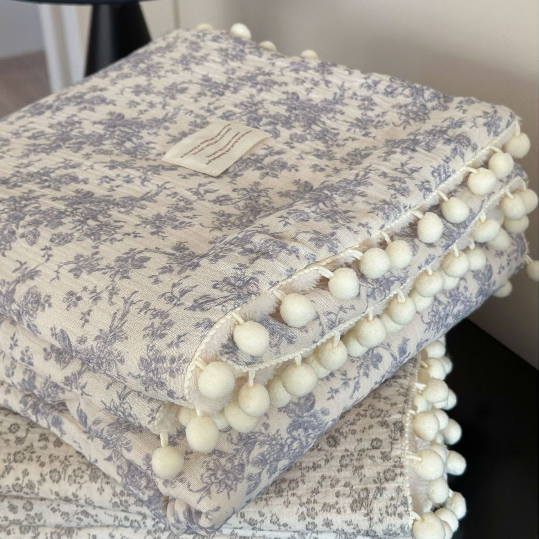 Fleece Blanket Light Luxury Ins Crepe Cotton Multi-functional Small Blanket Office Nap Blanket Shawl Cover Blanket