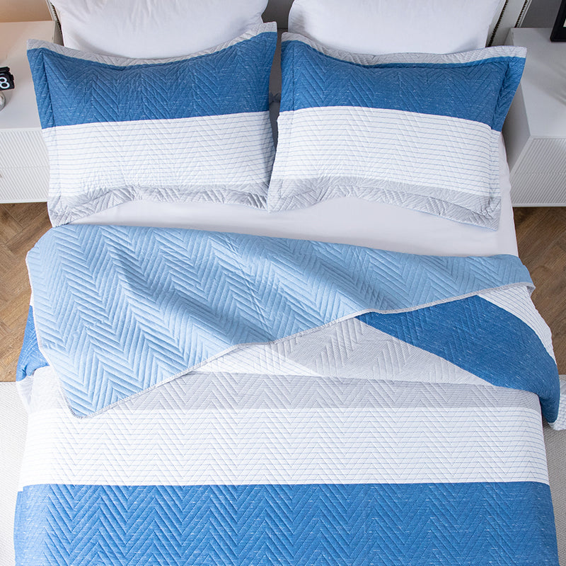 Kasentex Lightweight Reversible Stripe Quilt Set Bedding- Sky Blue and Ivory White, Room Decor, Graduation Gifts, Father's Day Gift