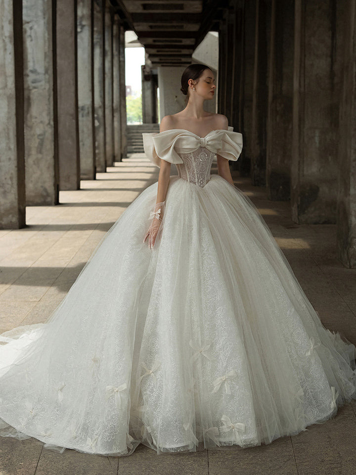 Ladies' Style Bridal Retro Style Large Tail Dress