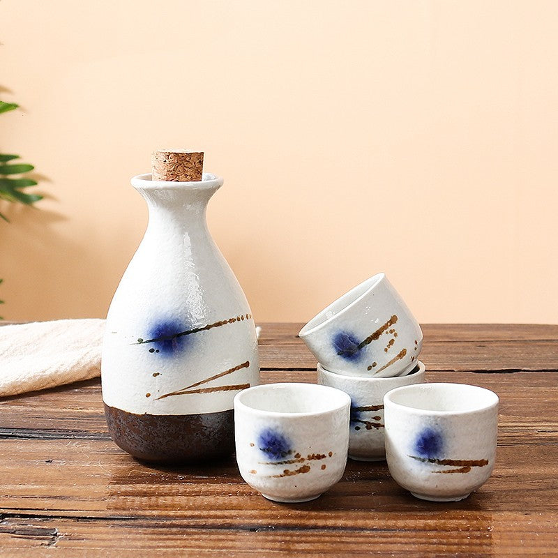 Hand-painted Ceramic Underglaze Japanese Style White Wine Cup Dispenser For Home Use