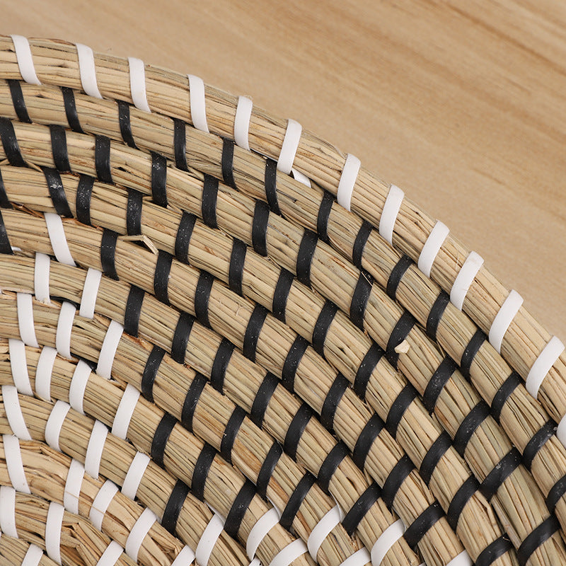 Handwoven Seagrass Fruit Plate Desktop Storage Basket