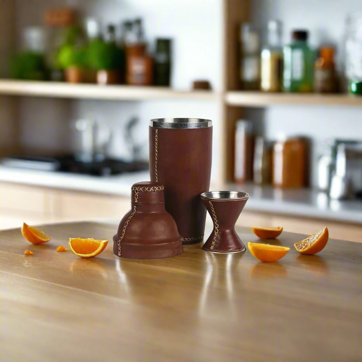 Coctelera | Leather Cocktail Shaker + Jigger