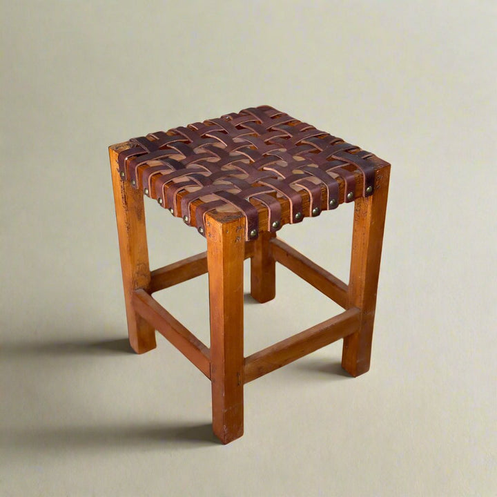 Escabel | Leather Woven Stool