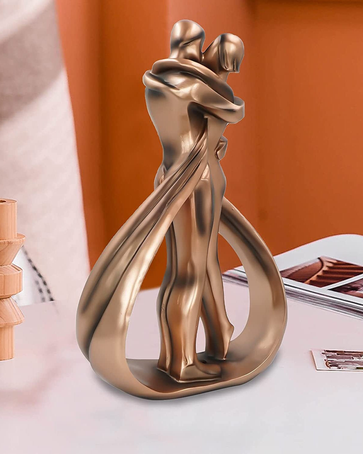 Couple Hug Kiss Resin Home Desktop Decoration