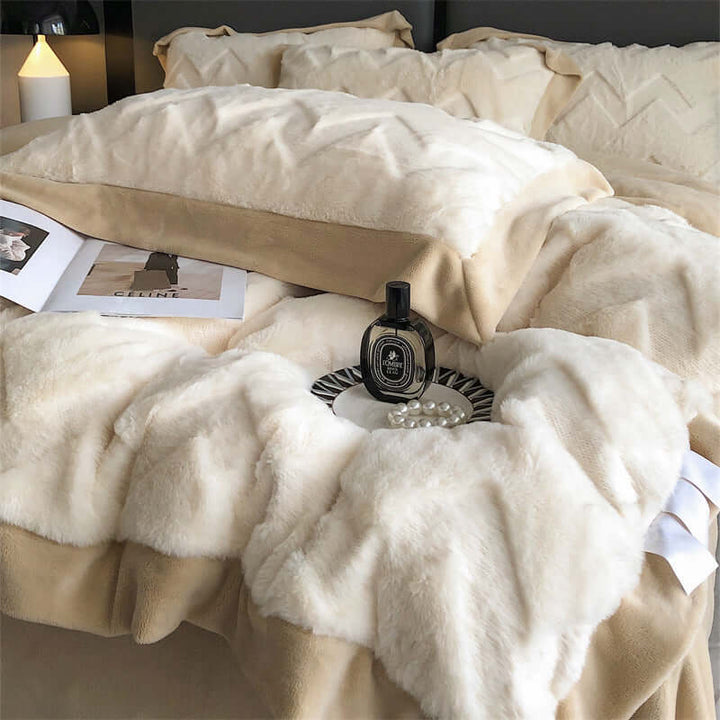 Luxe Milk Fleece 4-Piece Bedding Set