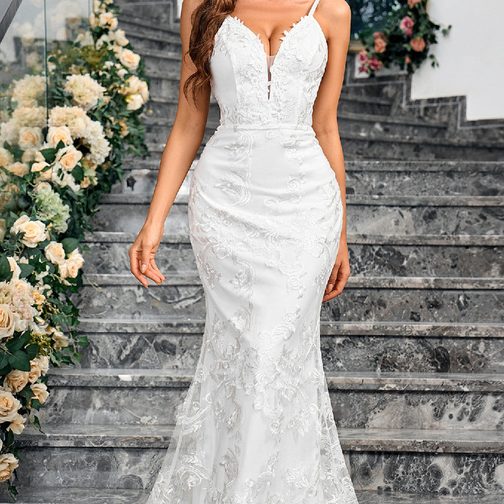 Modern Minimalist Elegance Bridal Gown