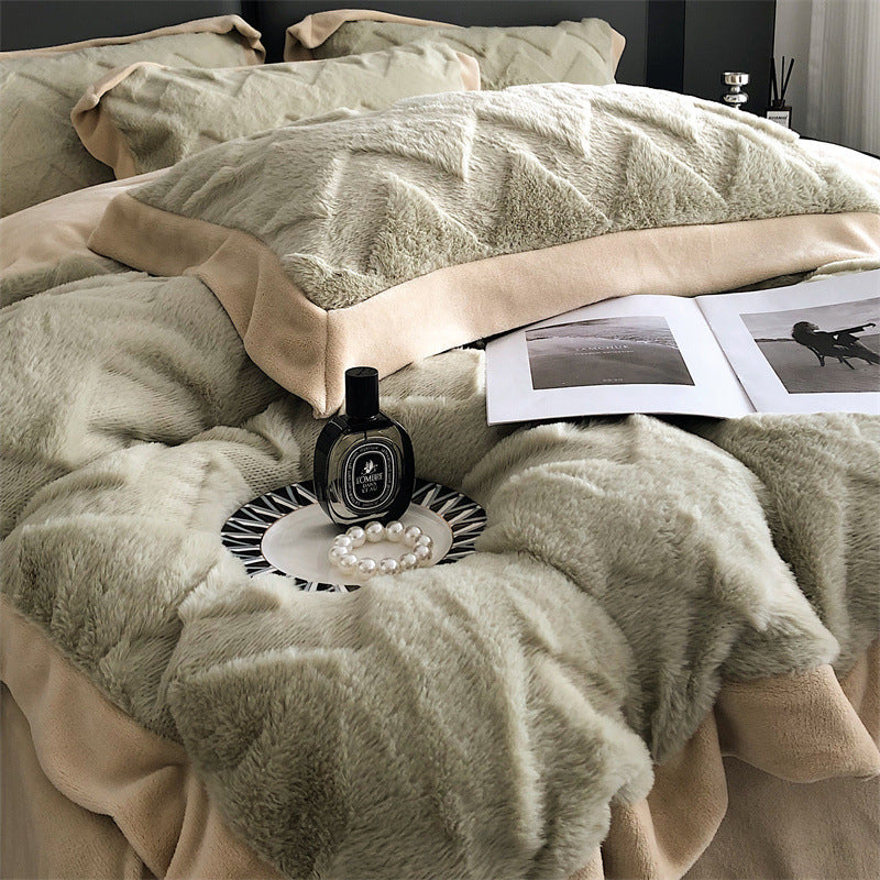 Luxe Milk Fleece 4-Piece Bedding Set