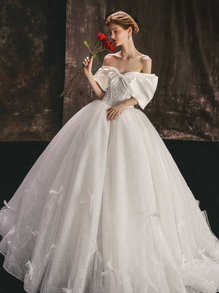 Ladies' Style Bridal Retro Style Large Tail Dress