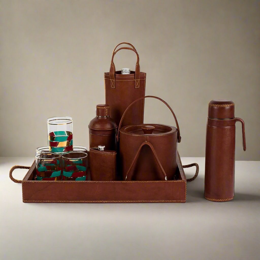 Coctelera | Leather Cocktail Shaker + Jigger