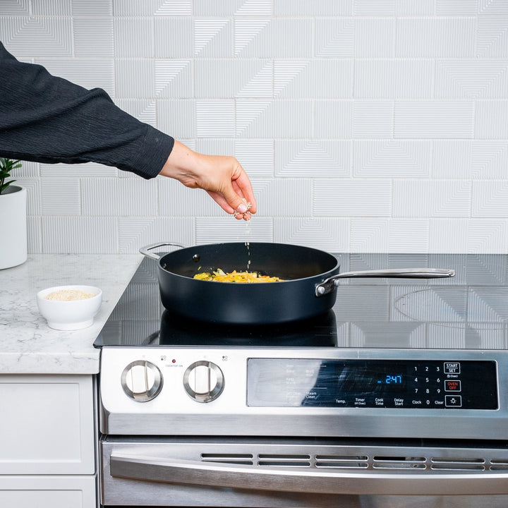 Maestro Sauté Pan with Lid — 4-QT.