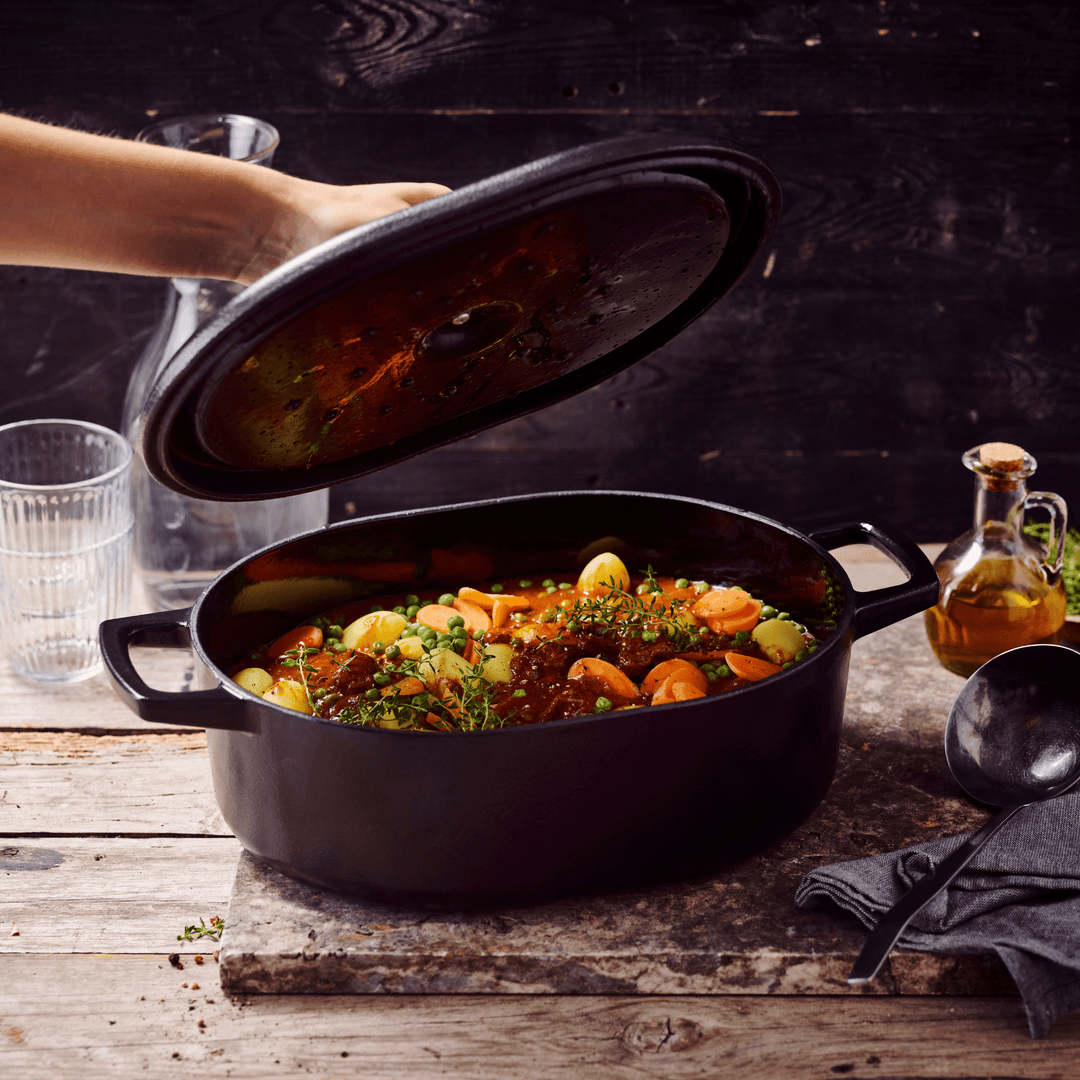 Nori Oval Dutch Oven — 6 QT.